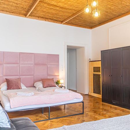 Spacious 3Br Shared Apt. Comfortable And Roomy Wien Eksteriør bilde