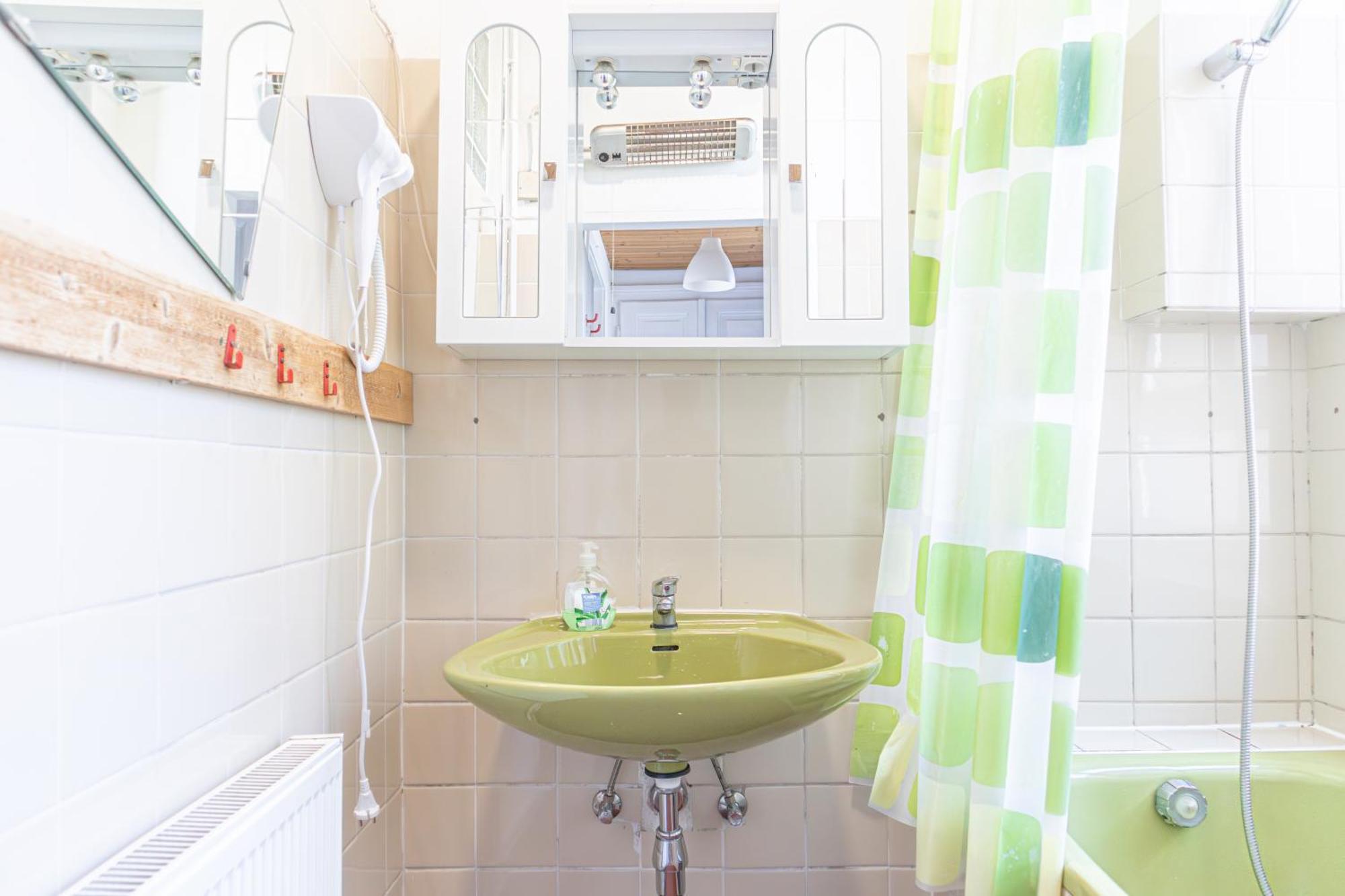Spacious 3Br Shared Apt. Comfortable And Roomy Wien Eksteriør bilde