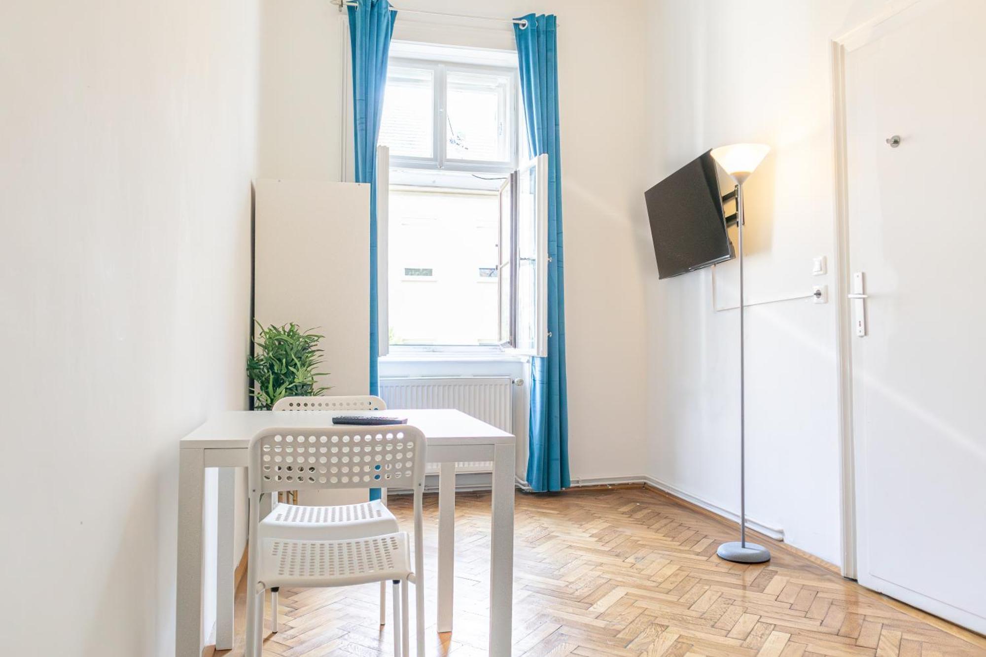 Spacious 3Br Shared Apt. Comfortable And Roomy Wien Eksteriør bilde